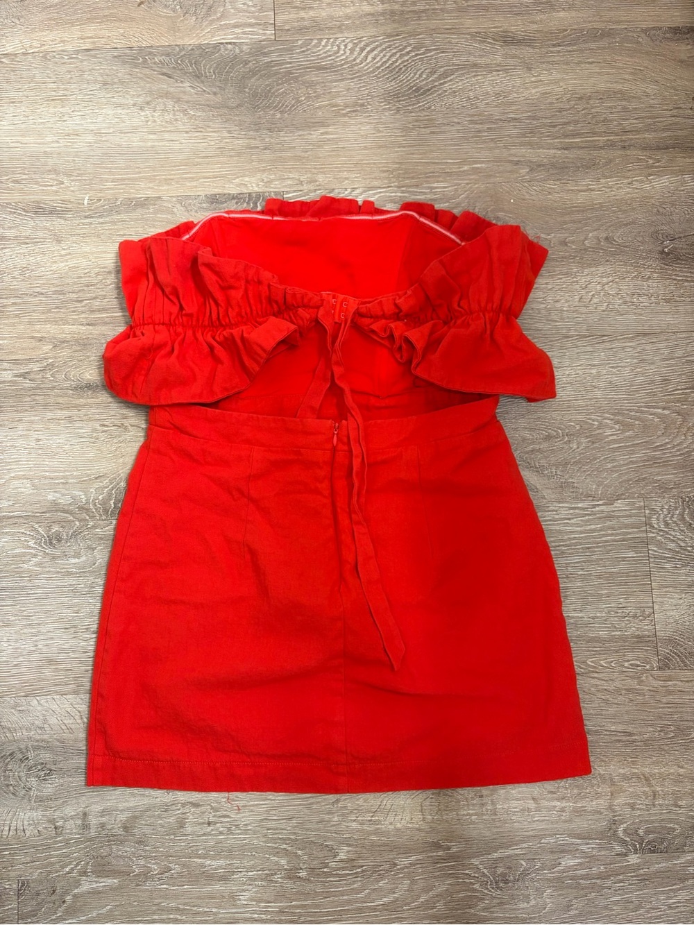 Entro Red Ruffle Strapless Dress - Picture 3 of 4
